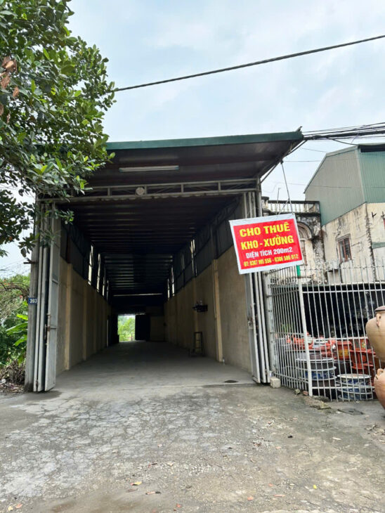 CHO THUÊ CỬA HÀNG – KHO HÀNG – NHÀ Ở 200M² – MẶT ĐƯỜNG QUỐC LỘ 32, SƠN TÂY