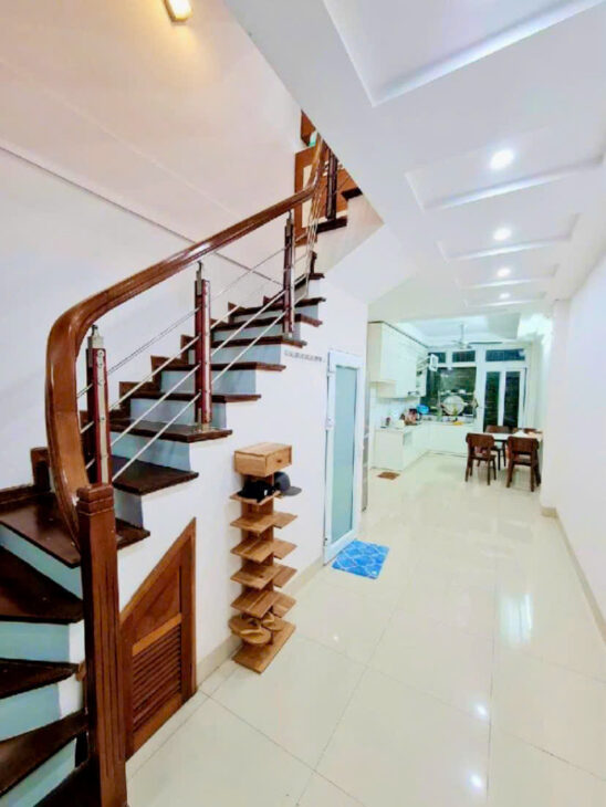 BÁN NHÀ XUÂN LA – 45M² x 6 TẦNG – 2 THOÁNG TRƯỚC SAU – NGÕ THÔNG VÕ CHÍ CÔNG – CHỈ 9.6 TỶ