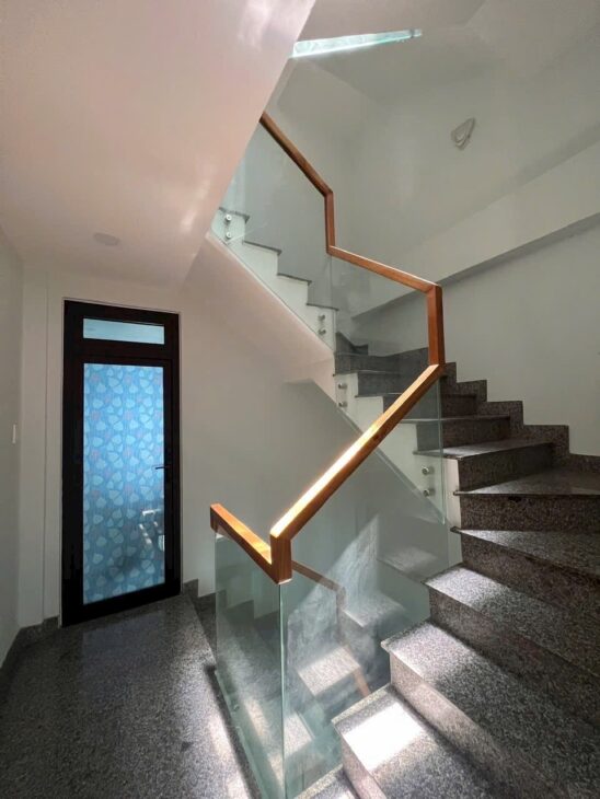 Bán nhà 1 trệt 3 lầu Gò Vấp cách đường 150m, có thể làm văn phòng, để ở kết hợp cho thuê