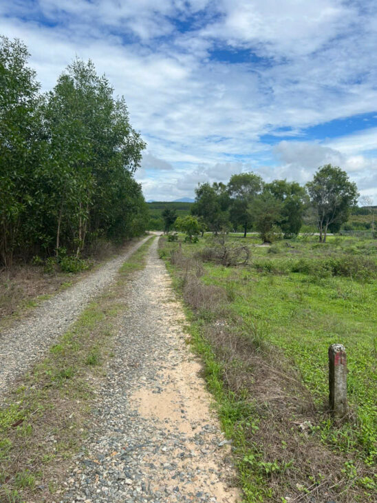 Bán 2000m2 đất Hẻm Cù Chính Lan, Tân Bình, thị xã Lagi giá rẻ 750tr/ sào