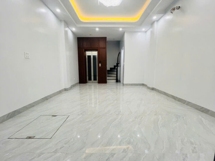 BÁN NHÀ XUÂN ĐỈNH – 36M X 6 TẦNG THANG MÁY – GẦN BÃI Ô TÔ – GIÁ 7.8 TỶ