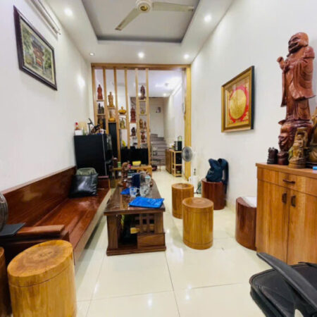 BÁN NHÀ PHẠM VĂN ĐỒNG, CẦU GIẤY 40M, 4 TẦNG, DÂN XÂY, NGÕ THÔNG, LÔ GÓC, GẦN PHỐ, GIÁ CHỈ 8.6 TỶ.