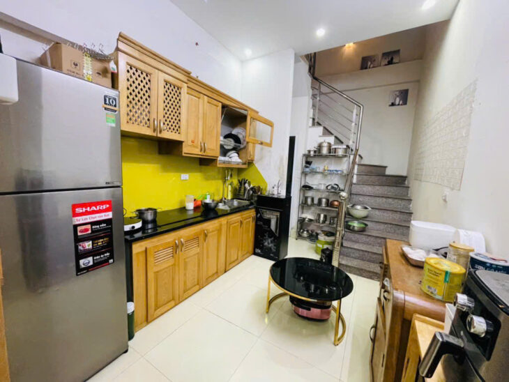 BÁN NHÀ PHẠM VĂN ĐỒNG, CẦU GIẤY 40M, 4 TẦNG, DÂN XÂY, NGÕ THÔNG, LÔ GÓC, GẦN PHỐ, GIÁ CHỈ 8.6 TỶ.