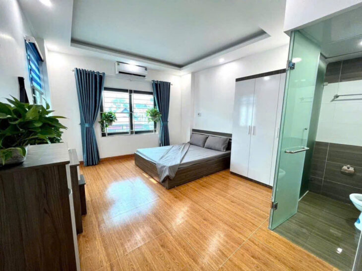 BÁN CCMN PHẠM VĂN ĐỒNG, LÔ GÓC THOÁNG SÁNG 57M, 5 TẦNG, GIÁ 9.2 TỶ, DÒNG TIỀN 40TR/ THÁNG.