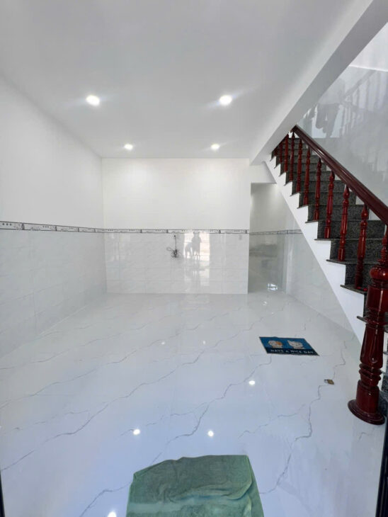 BÁN NHÀ 2 TẦNG ĐƯỜNG Ô TÔ NGÔ ĐẾN – VĨNH PHƯỚC, NHA TRANG CÁCH BIỂN 500M