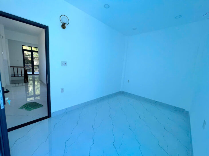 BÁN NHÀ 2 TẦNG ĐƯỜNG Ô TÔ NGÔ ĐẾN – VĨNH PHƯỚC, NHA TRANG CÁCH BIỂN 500M