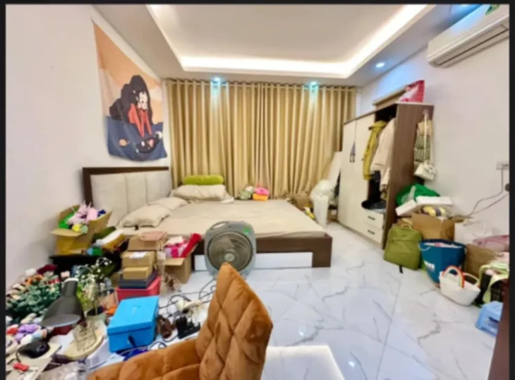 Cần Bán nhanh nhà phố đường 8/3. 33m2. 5 tầng. mặt tiền4m. giá đẹp 6 tỷ Hai Bà Trưng Hà Nội