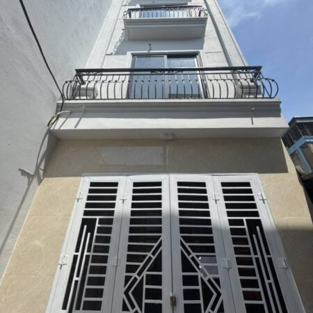 :b:b:b CẦN TIỀNBÁN GẤP-NHA THƯỢNG THANH- 31M-5 tầng GẦN Ô TÔ – NHỈNH 5T.