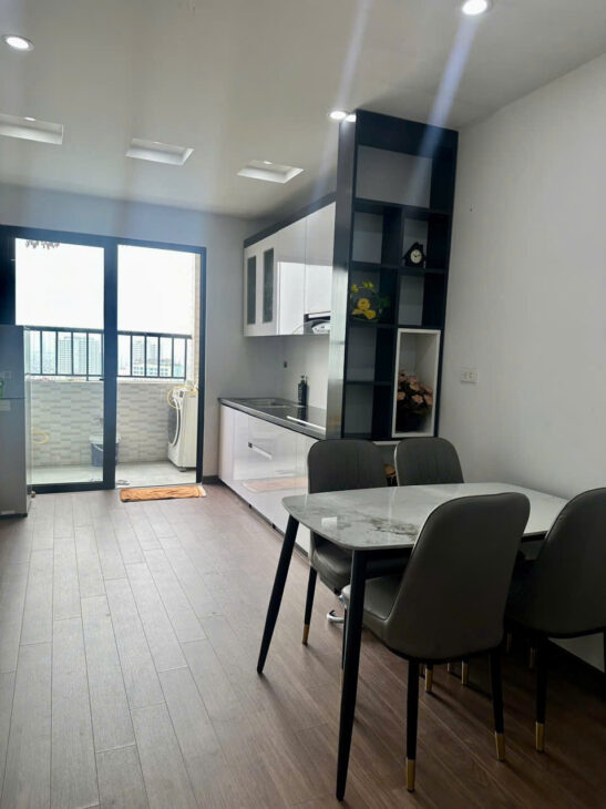 Căn hộ chung cư HH Linh Đàm, Hoàng Mai, view hồ 72m2 x 2 ngủ, giá rẻ chỉ 2.x tỷ