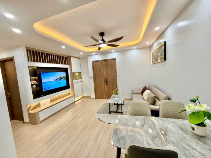 Bán căn hộ chung cư sổ đỏ Nơ 10 Linh Đàm, Q. Hoàng Mai DT 56m2, 2 ngủ, 3.x tỷ
