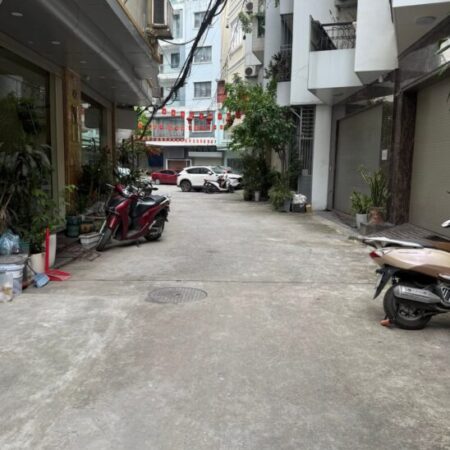 Bán nhà Ô tô Tránh Phố Đốc Ngữ (Liễu Giai) 56m/ 5Tầng/MT 5.3m 20.9 Tỷ, Kinh doanh