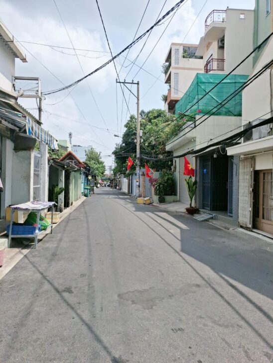 NHÀ RIÊNG – DT: 5.1M x 28M(142M2) – ĐƯỜNG 17 – TÂN THUẬN TÂY – QUẬN 7 – GIÁ 12.8 TỶ