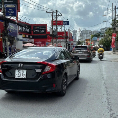 CHDV 4 lầu HXH Nguyễn Thị Định Q.2 ngang 7.5m 310m2 53PN T.máy có hầm TN 200tr chỉ 39 tỷ.