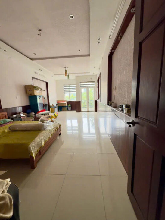 Bán nhà phố 3 tầng khu kinh doanh Hà Huy Giáp Q12 ngang 4.5m 99m2 sát Gò Vấp chỉ 9.8 tỷ.