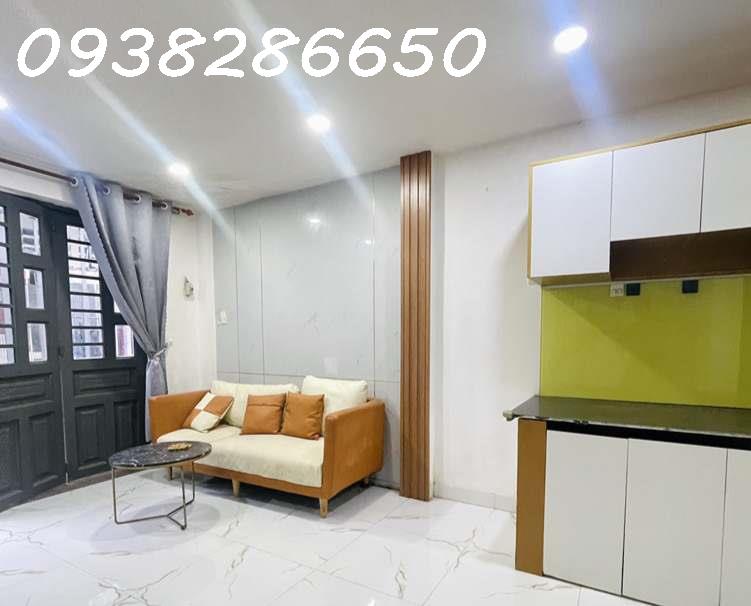 Cần Bán Căn Nhà 2 Tầng DT: 24m2 , 2PN, 2WC ,Sổ Hồng riêng đã hoàn công