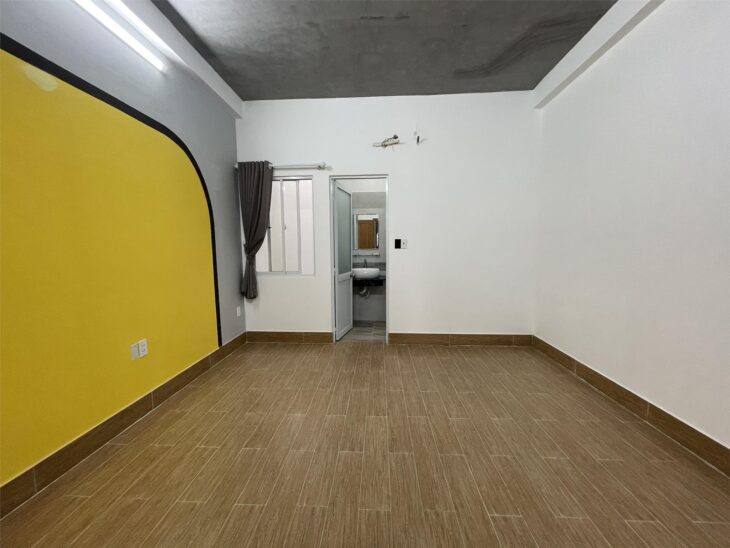 20. .NHÀ 3 lầu, 5PN – CÓ SÂN DÀI SỌC TX40 -5,755 TỶ