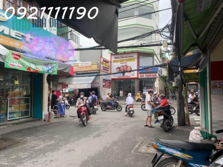 Bán gấp khu đất Vạn Phúc xe con đỗ cửa, sát khu vườn hoa, trường 2, giá bán 9,x tỷ