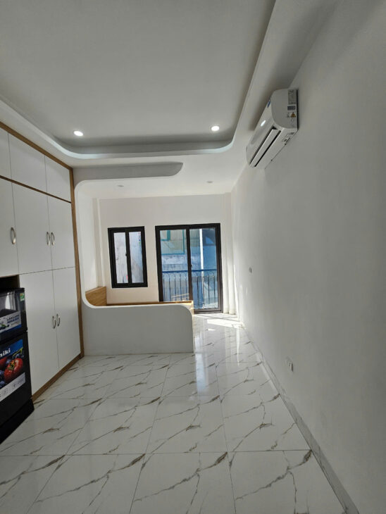CHDV MẠC THỊ BƯỞI 5 TẦNG/55m2 – ĐỐI DIỆN TIMES CITY_Dòng tiền ổn định 50–55 triệu/tháng. Thang máy