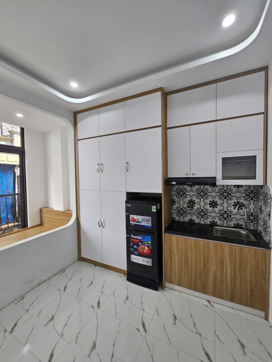 CHDV MẠC THỊ BƯỞI 5 TẦNG/55m2 – ĐỐI DIỆN TIMES CITY_Dòng tiền ổn định 50–55 triệu/tháng. Thang máy
