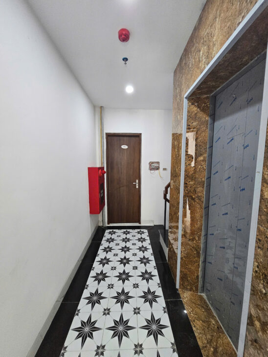 CHDV MẠC THỊ BƯỞI 5 TẦNG/55m2 – ĐỐI DIỆN TIMES CITY_Dòng tiền ổn định 50–55 triệu/tháng. Thang máy