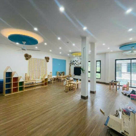 BÁN NHÀ LẠC LONG QUÂN 54M, ÔTÔ TRÁNH, KINH DOANH SẦM UẤT. GIÁ 11.8 TỶ