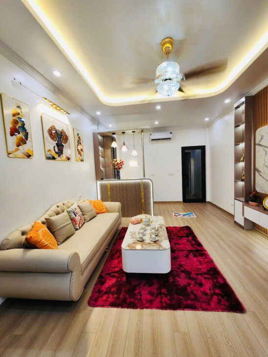 Siêu phẩm phân lô mới đét phố Thái Hà, Đống Đa, 43m2, 5 tầng thang máy, gara ô tô, giá 16.x tỷ