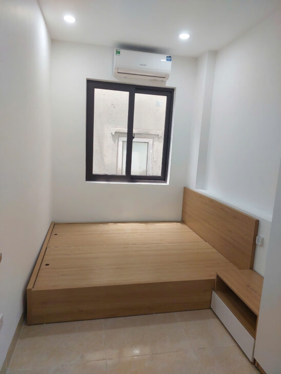 Cho Thuê Căn 2PN 1PK Full đồ Cực đẹp, Sạch Thoáng Tại Ngõ 183 Đặng Tiến Đông, Đ.Đa