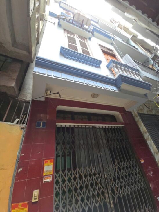 BÁN NHÀ MINH KHAI, HAI BÀ TRƯNG, SÁT TIME CITY, LÔ GÓC, VÀI BƯỚC RA Ô TÔ, SD 32M2, 6.2TỶ(CTL)