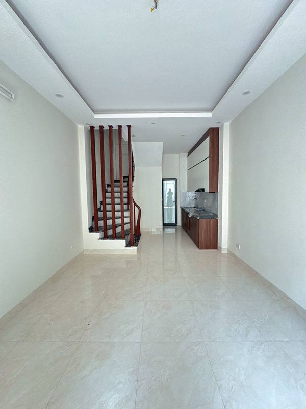 :b:b:b CẦN TIỀNBÁN GẤP-NHA THƯỢNG THANH- 31M-5 tầng GẦN Ô TÔ – NHỈNH 5T.