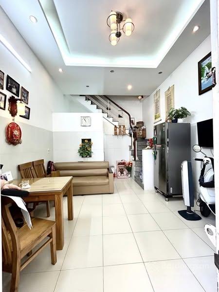 BÁN NHÀ RIÊNG 20M RA MẶT ĐƯỜNG HUỲNH TẤN PHÁT – DT: 60M2 – 3 TẦNG – TÂN THUẬN ĐÔNG – QUẬN 7 – GIÁ