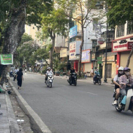 Nhà phố Bà Triệu, Hà Đông, 32m2, ô tô tránh, kinh doanh, 7.8 tỷ