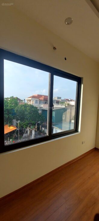 NHÀ ĐẸP Ở NGAY – 5 TẦNG ĐƯỜNG 422 – 4.5 TỶ – VỊ TRÍ VÀNG, TIỆN ÍCH BẠT NGÀN!
