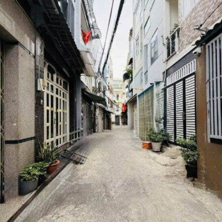 HXH TRUNG TÂM TÂN BÌNH – NHÀ 4 TẦNG – 4PN – GẦN 50M². SỔ A4. HOÀN CÔNG ĐỦ. CHỈ 7.X T.Ỷ