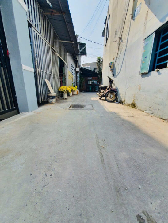 Chủ cần bán nhanh nhà đẹp, giá 3,69 tỷ, đường TA11.p.Thới An Quận 12.