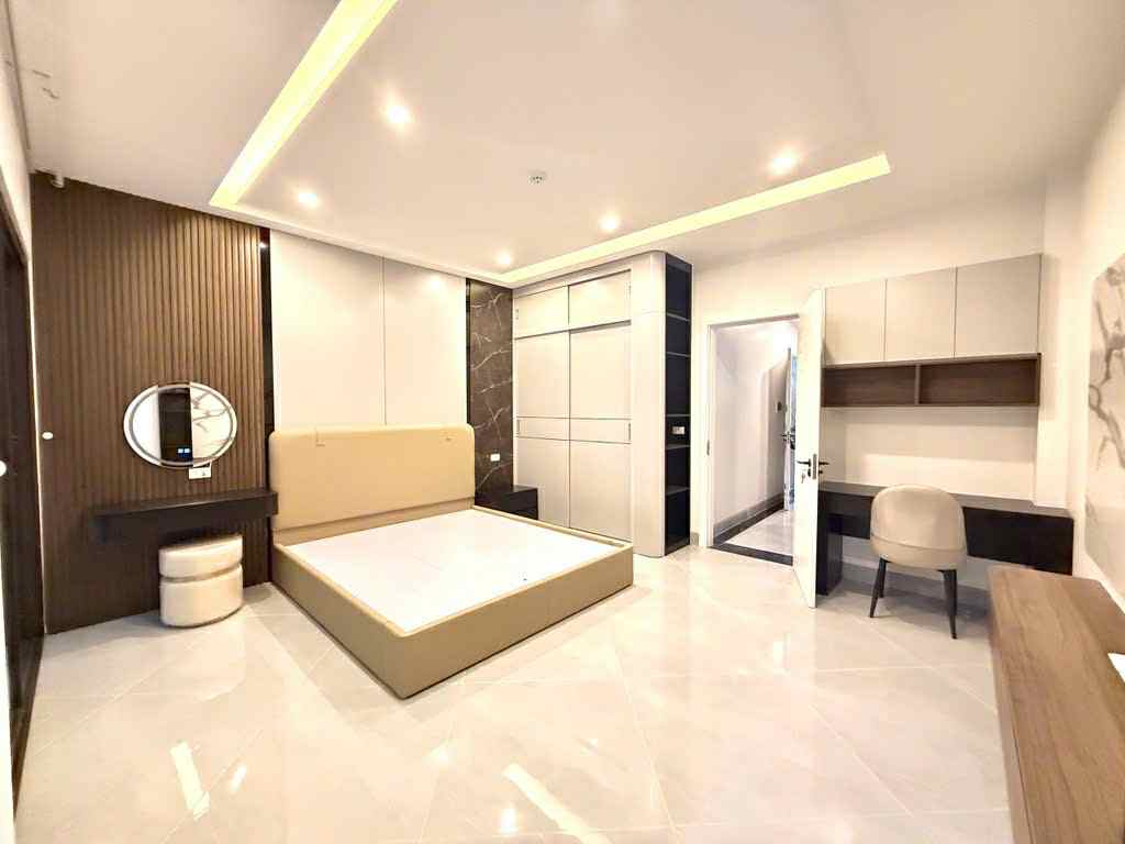 Chung cư mini quận Long Biên, 90m x 7 tầng, ôtô thông, PCCC cao cấp, dòng tiền 80tr/tháng