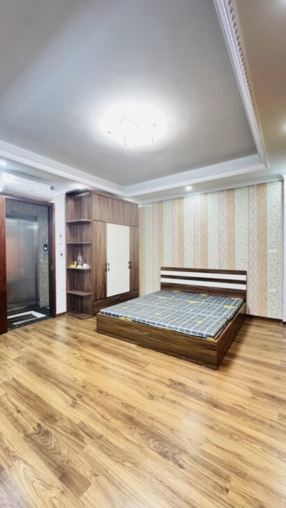 Siêu phẩm Kim Giang, lô góc, ô tô tránh, 46m2, 5 tầng, 13,8 tỷ.