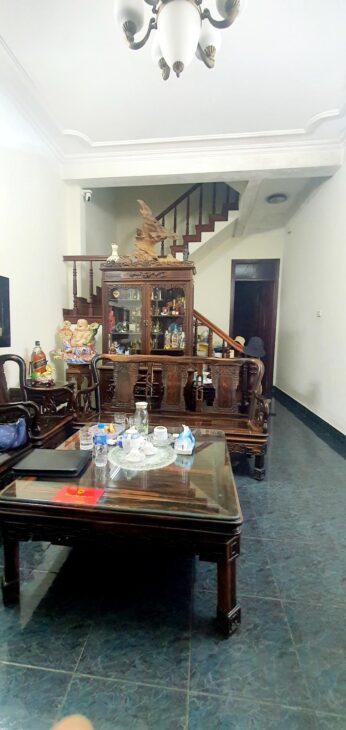 HOÀNG NHƯ TIẾP 31 tỷ 78m Ô TÔ TRÁNH KINH DOANH CHO THUÊ ĐỈNH,LONG BIÊN