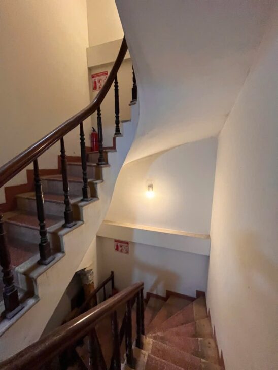 Bán nhà Ngọc Khánh, Ba Đình, lô góc, 2 thoáng, 50m2, 5 tầng, Mt 5.9m, chỉ 16.9 tỷ