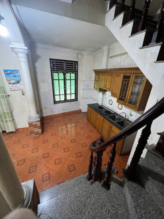 MẶT PHỐ LÝ SƠN 11 tỷ 45m MẶT TIỀN 6.5m,VỈA HÈ KINH DOANH LONG BIÊN