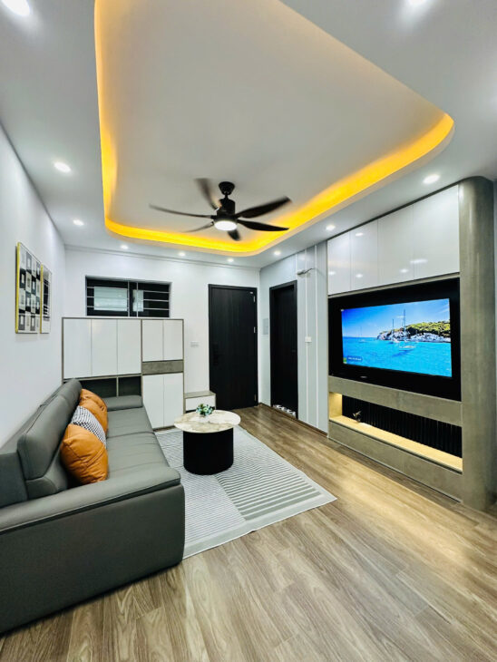 Bán căn hộ chung cư sổ đỏ CT4B-X2 Linh Đàm, full NT mới, 68m2, 2 ngủ, 4ty420