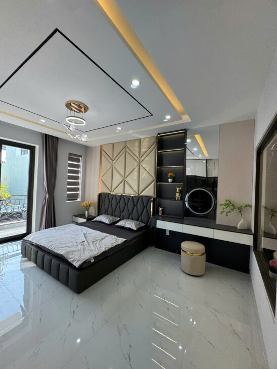 + Phạm Ngọc Mậu, Nhà 3 tầng mặt tiền đường 10,5 m mặt sau đường 4m, khu A32, sát chợ Tân An.