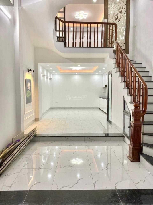 Bán nhà Đại Từ mới, đẹp, ngõ 5m, DT 50m2 x 5tầng, giá 7.7 tỷ, SĐCC