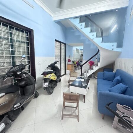 NGUYỄN TRÃI – NGÃ TƯ SỞ – 36M2 – 7.5 TỶ – LÔ GÓC THOÁNG SÁNG – NGÕ THÔNG RỘNG RÃI – GẦN