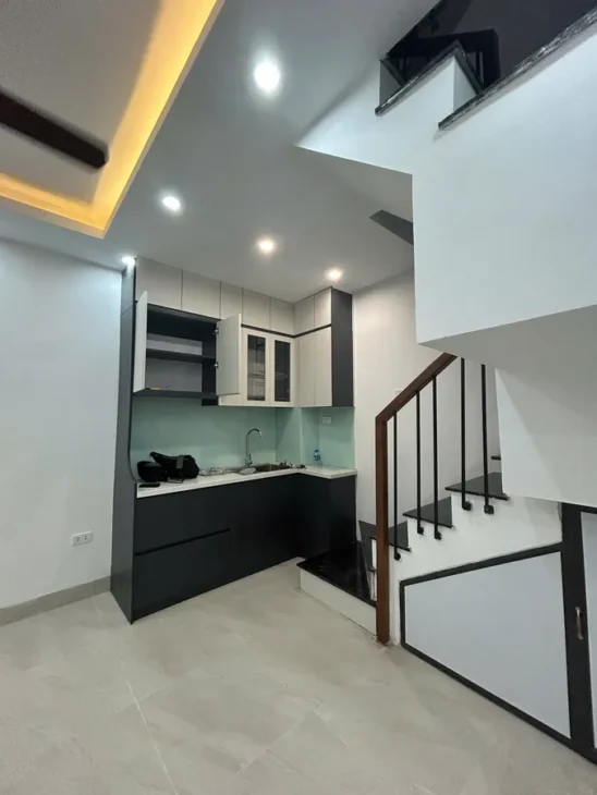 CẦN BÁN 1 CĂN NHÀ NHỎ KHÂM THIÊN- ĐỐNG ĐA. 5T, 4,8 TỶ