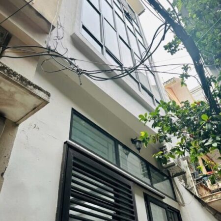 HOÀNG NGÂN – 45M2 – 10 TỶ – GẦN HỒ THOÁNG MÁT – NGÕ THÔNG RỘNG RÃI – Ô TÔ ĐỖ CỬA