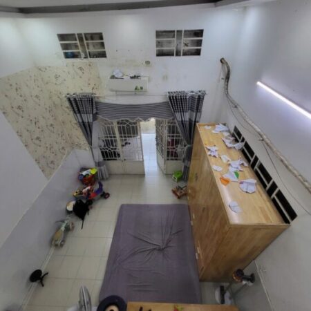 Nhà 2 tầng Hiệp Bình Chánh Thủ Đức, ngang 5m, giá 4.35 tỷ còn thương lượng