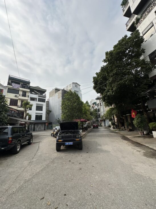 HOÀNG NHƯ TIẾP 25 tỷ 110m Ô TÔ TRÁNH KINH DOANH CHO THUÊ ĐỈNH,LONG BIÊN