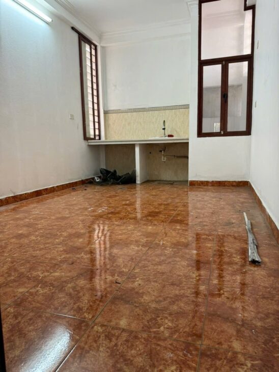 Bán nhà Cầu Giấy, Cầu Giấy, ngõ ô tô, 44m2, 6 tầng, chỉ 13.6 tỷ