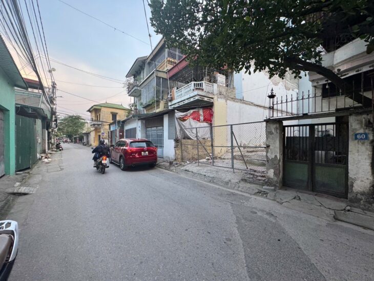 BÁN ĐẤT 16 tỷ 90m MẶT TIỀN 5m NGUYỄN VĂN LINH,NGÕ Ô TÔ TRÁNH LONG BIÊN