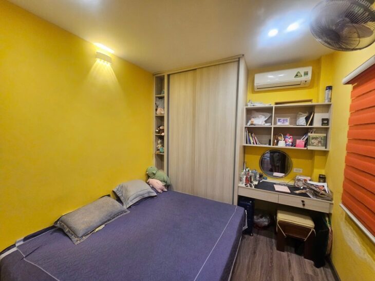 Bán nhà Hoàng Hoa Thám, Ba Đình, lô góc, ngõ thông 3 gác, 30m2, 5 tầng, chỉ 9.4 tỷ